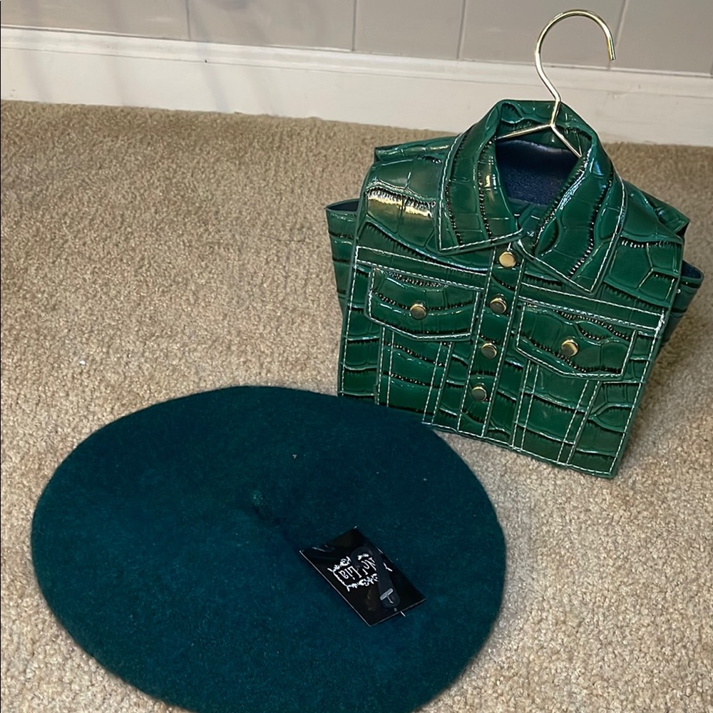Green Croc-Embossed Jacket Purse and Beret Set